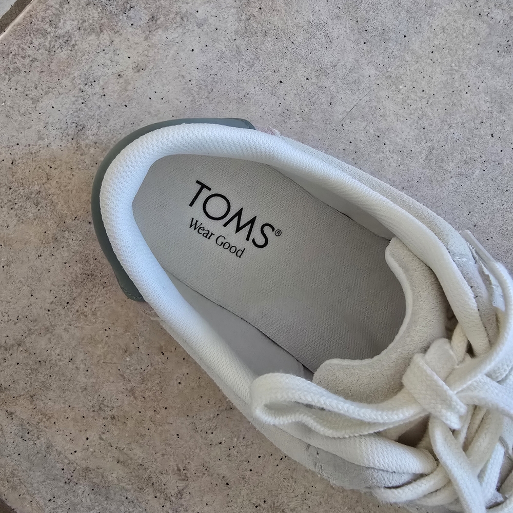 TOMS Women Leather/suede Collins Shoes - Picture 5 of 9